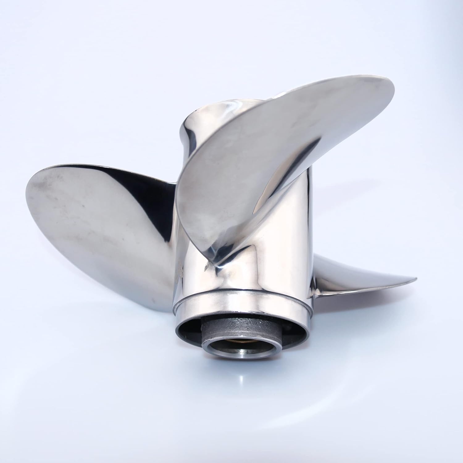 Stainless Steel Propeller for 25-30HP, 10 Spline Tooth, RH (9 7/8x10 1/2) Y946172