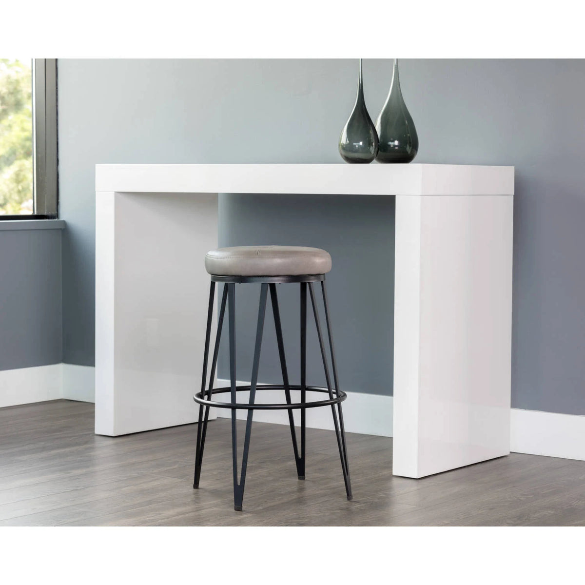 Metal Swivel Bar Stool T76704