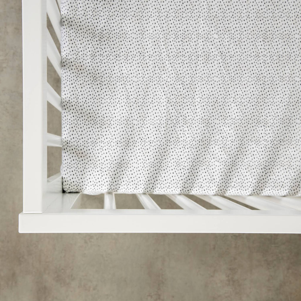 3-in-1 Convertible Crib White/Black G82438