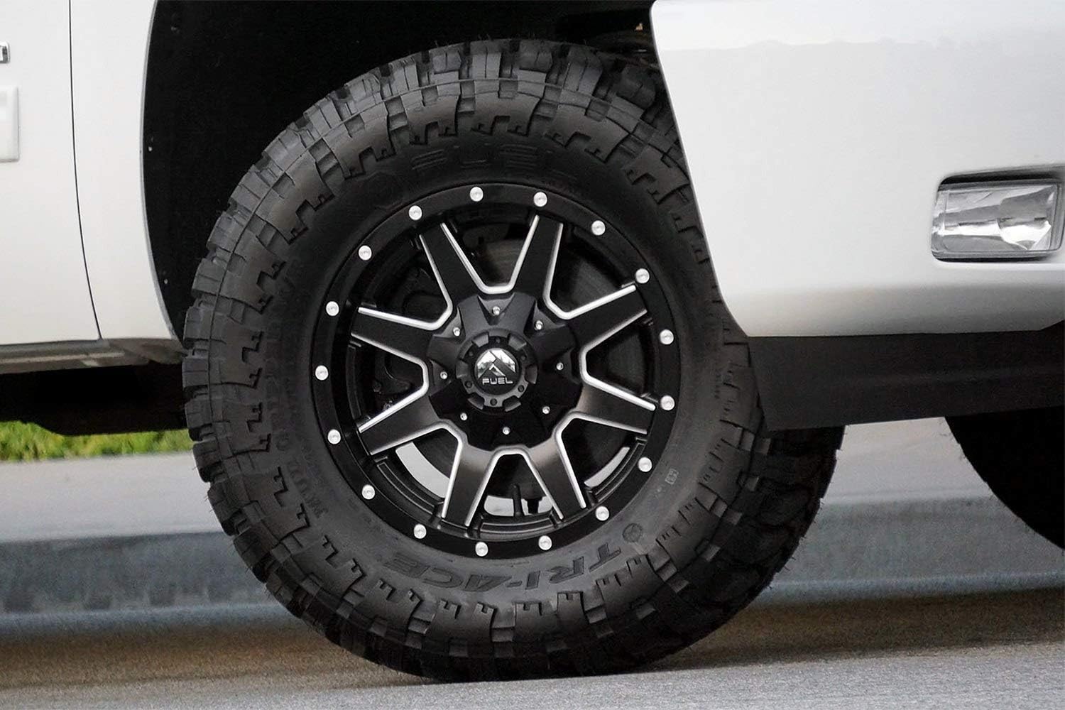 Black Wheel with Matte Milled Accents, 20 x 10 inches M9274