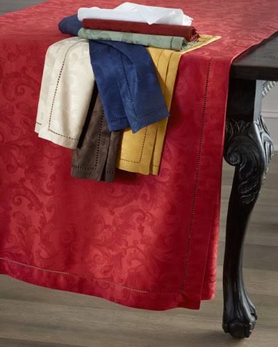 Sapphire Table Linens M2685