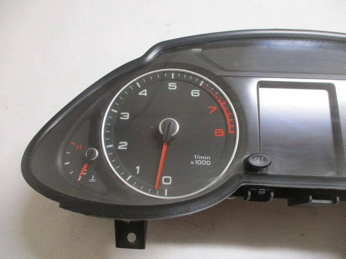Pre-Owned Audi Q5 Speedometer Speedo Cluster MPH 104K OEM E971