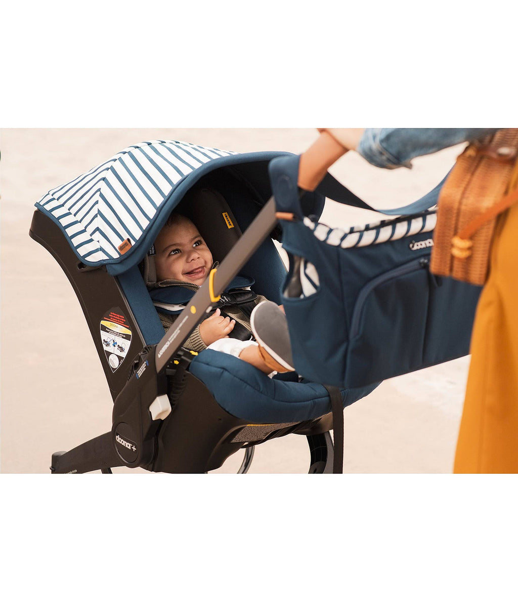 Infant Car Seat & Stroller J554052