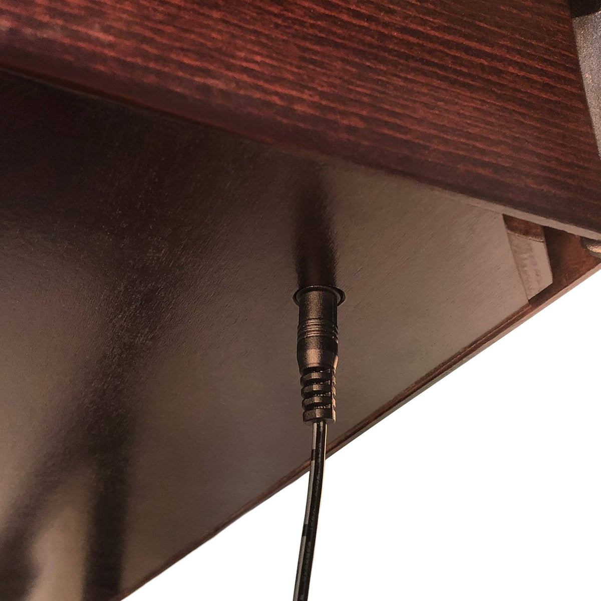 Lighted End Table I5575