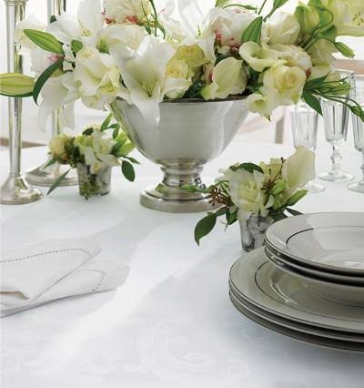 Sapphire Table Linens M2685