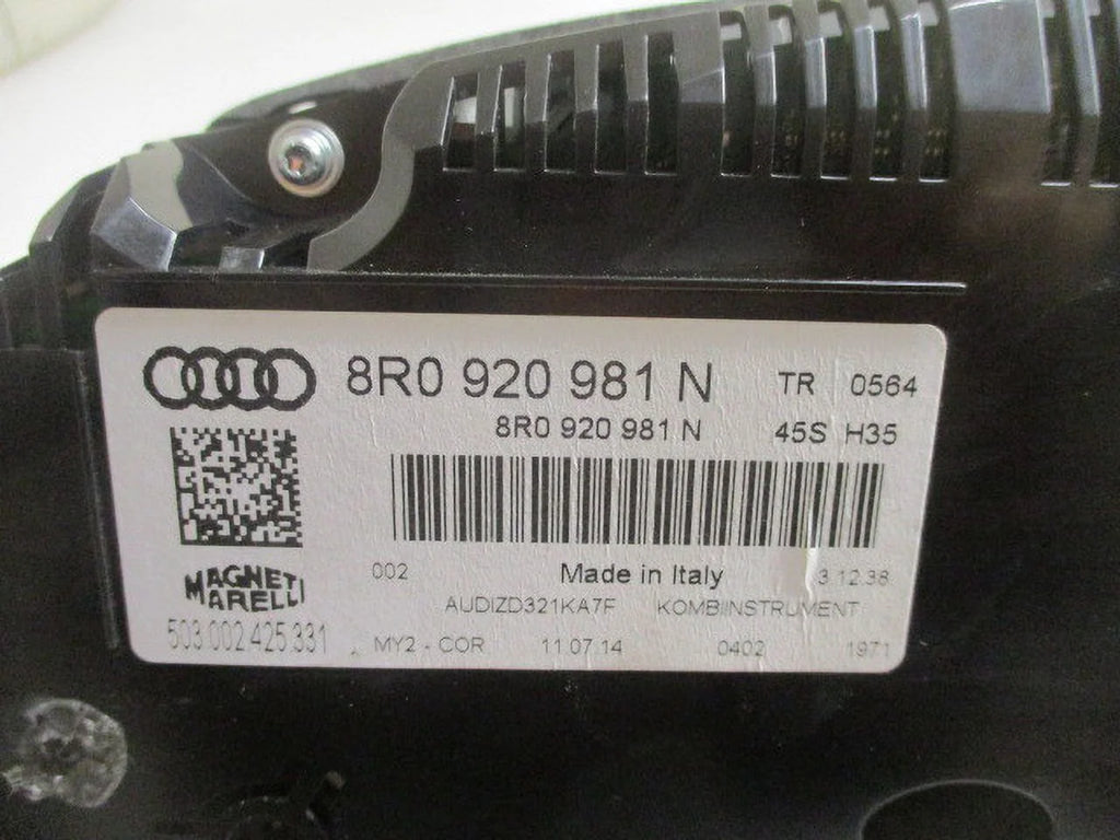 Pre-Owned Audi Q5 Speedometer Speedo Cluster MPH 104K OEM E971
