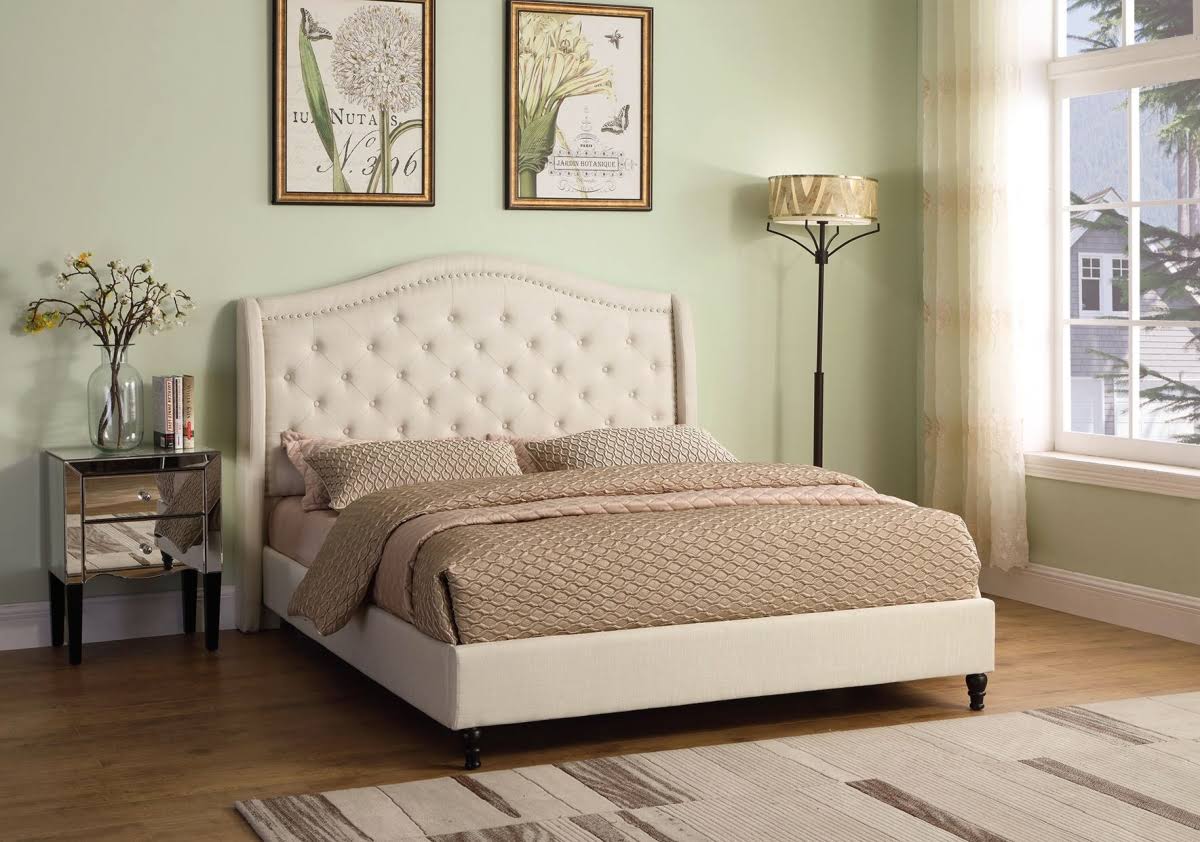 Black King Upholstered Platform Bed F644